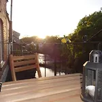 Riverbank District Double Balcony Σπίτι διακοπών