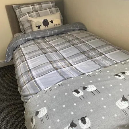 Riverbank District Double Balcony * Egremont (Cumbria)